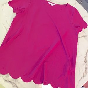 Fuschia silky scallop top